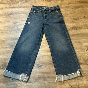 American Eagle super high rise Baggy Wide Leg Jeans size 4 short waist 14.5”
